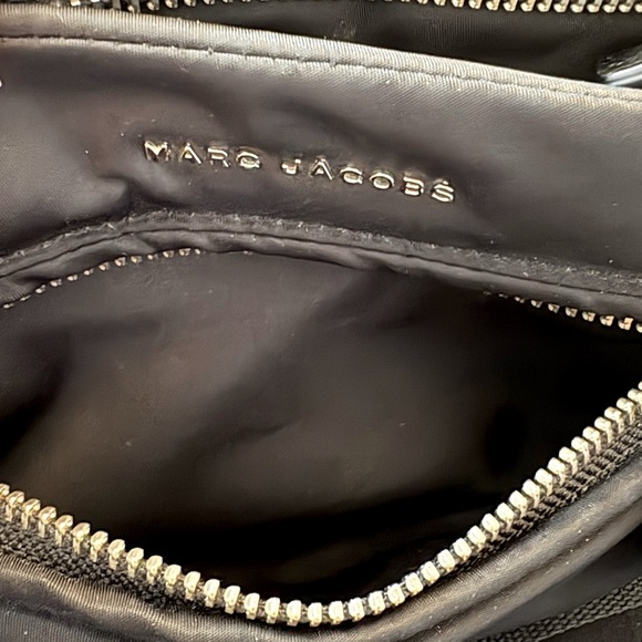 Marc Jacobs Black Nylon Crossbody Messenger Bag Leather Trim Silver Hardware - Picture 12 of 13